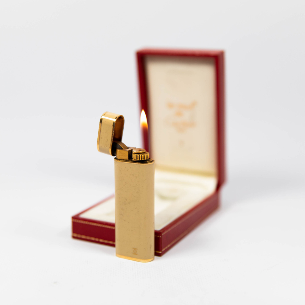 Vintage Cartier Les Must lighter Creme Lacquer Gold Plated