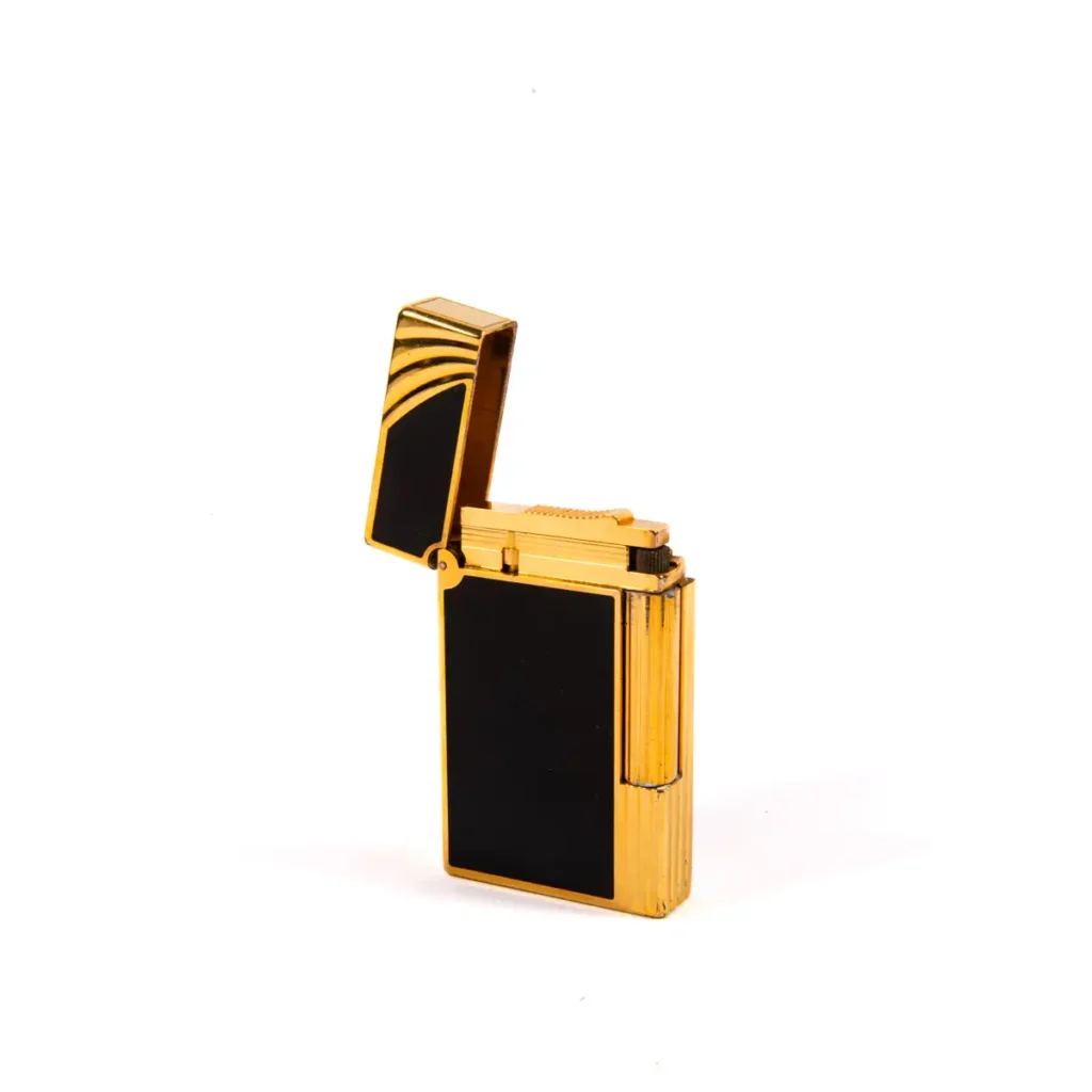 Vintage Authentic Gold plated Linge 2 ST Dupont Lighter in Black Lacquer 1990s
